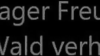 Freundin im Freien bestrafen