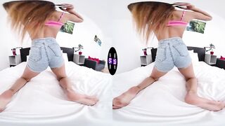 Lustful Claudia Colt Widens Legs And Groans From Solo Play - TmwVRnet