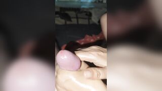 Slaver Oil Tugjob POV – Close-Up Control, Intensive Finish & Her Shocked Reaction