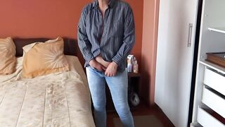 The maid's stepson jerks off watching me expose myself and craves to bang me