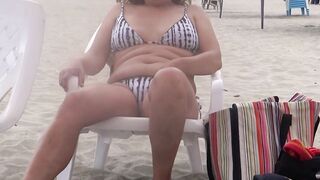 I make the ramrods very hard whilst I show myself on the beach and I end up screwing