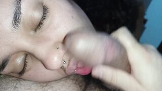 dad cum on my lips, this chab jerked in face off until that guy cum right on my large lips‍