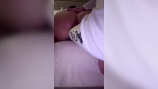 Pretty butt wife cums from playing with chubby vagina!