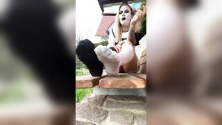 I smoke and u have a fun it with your dream