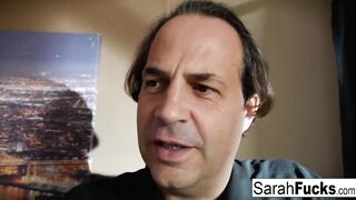 Sarah Jessie stays late at the bar so that babe can bang the bartender