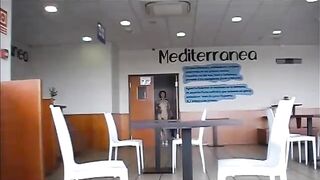 Pornsonick exhibicionista enseña tetitas cuito en aparcamiento