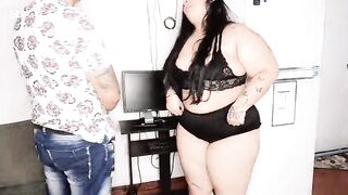 The technician comes to fix my computer, but ends up fixing my cunt with his knob.