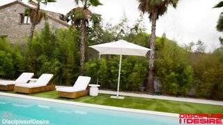 YASMINA AND SARA 10 CHAP SUPER GANG SCREW