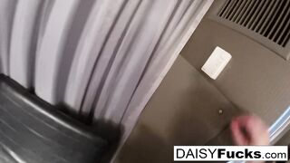 Hawt pornstars Daisy and Alison get it on in a hotel room