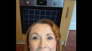 Aunt Lily: Messy at the Party Behind Her Husbands Back