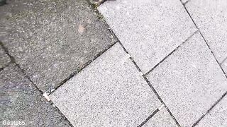 I pee in public place