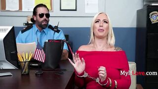 Security Guard Catches Housewife Shoplifting on Ebony Friday - Elana Bunnz, GI Joey