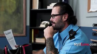 Security Guard Catches Housewife Shoplifting on Ebony Friday - Elana Bunnz, GI Joey