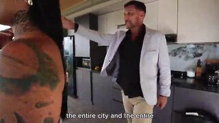 Real estate agent bangs me hard to close the deal - La Rola