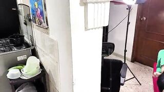 I go down to my neighbour to ask for ice cream