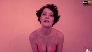 Nasty Jennifer Bounces her Cotton Pants in your face