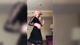 British porn star shaking her booty , I'm an anal princess