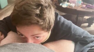 Short oral pleasure this babe feels me grow in her throat