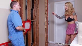 Hot mother I'd like to fuck Sarah pays her plumber with her taut cunt