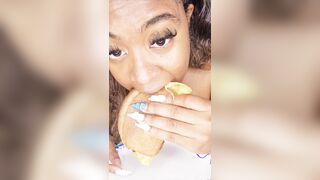 Jadee cooks breakfast bare