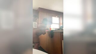 Cheating cum bitch cooks up a kitchen cream pie