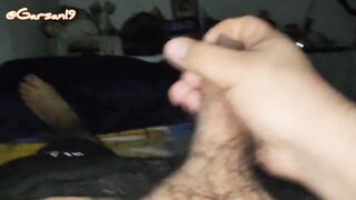 Me masturbo pensando en sus ricas tetas....
