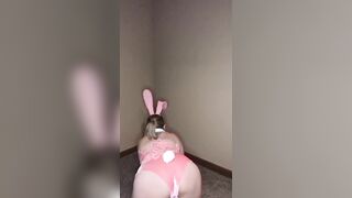 Hawt bunny try on and posing for the camera