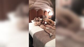 Hawt Blond cutie likes to ride a shlong in hotel room