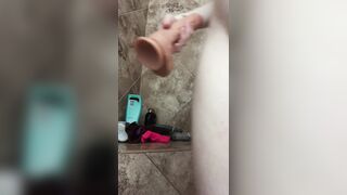 Ginger Wilde bangs snatch in shower