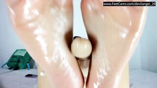 . Colombiana Toes Flex Gently Whilst This babe Stays Silent