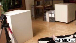 Brunette hair mother I'd like to fuck gets cum all over her face