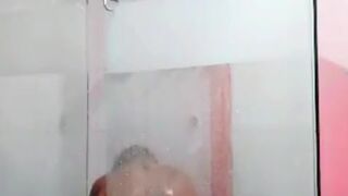 I like to shower and masturbate with my favourite toy, the water and the dong are a delight at the sa