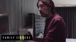 FAMILY SINNERS - Gianna Dior, Steve Holmes, - The Judge