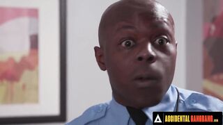 ACCIDENTAL GROUP SEX - Hawt Whitney Wright Gets Group-fucked By Airport Security FRENCH SUBTITLES