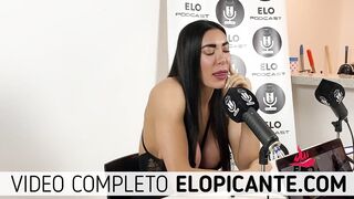 PAMELA POMBO ACEPTA RETO DE ELO PODCAST DE TRAGARSE LA CREMA!