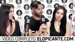 MIELSITA Y ALMENDRA MUESTRAN LA TANGA EN EL CUARTO PICANTE