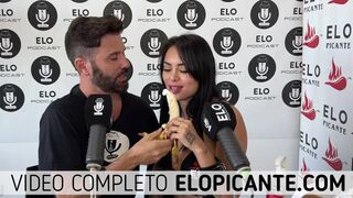 CHINA KNUTTSEN SE TRAGA LA CREMA EN EL CUARTO PICANTE