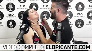 ELO PODCAST LE PEGA CON LA PALETA A ALMENDRA