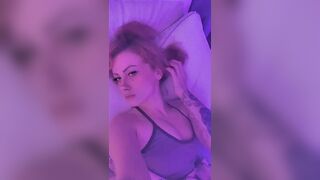 Nice-looking princess. ????