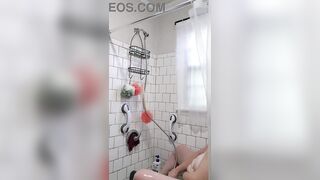 Caught My "Stepmom" Enjoying The Water Coming Out Of The Shower Head And This babe Masturbates!