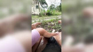 I love the adrenaline rush of feeling like u're being watched during the time that u masturbate until u squirt.