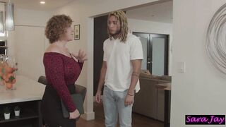 Sara Jay Mounts Derek Savage & Bounces Her Butt On His Palpitating Jock!