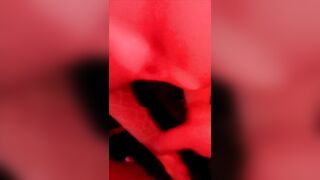 Jsme a nádherná kočička v trojce.