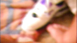 THIS BABE NEEDS GREATER AMOUNT KNOBS