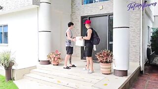 I've a 3some with my boyfriend and his ally on the beach