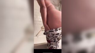 Hawt Teen Shower Time Play