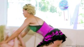 Dana Vespoli and Brandi Love know how to pay respect large knobs