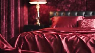 Wicked beauty at the motel: Masturbation in the bathtub and smokin'.