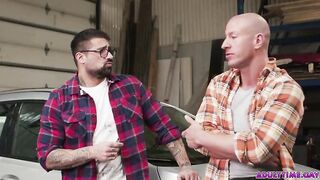 2 lads Ryan Bones and Livecam Crawford masturbate previous to going on a camping travel, with studs solely! But the excited fuckers take it one step further and try homo sex!