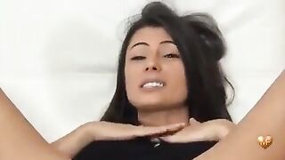 Sofia Gucci e Michelle Ferrari lezioni di squirting